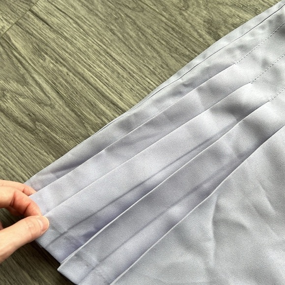ASOS Design Lilac Pastel Purple Pleated Skirt Size 4 - Picture 3 of 9